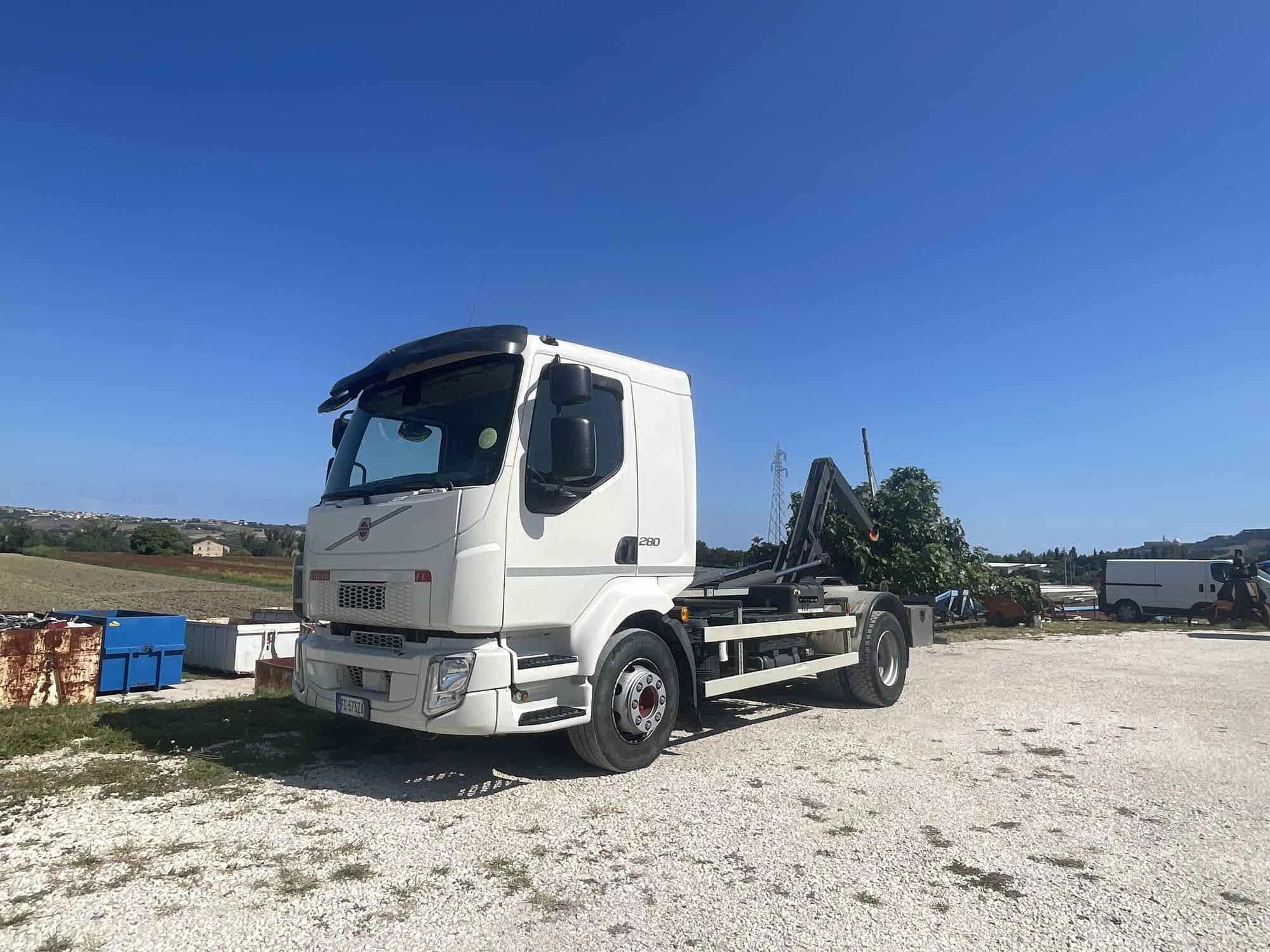 trasporto rifiuti ancona