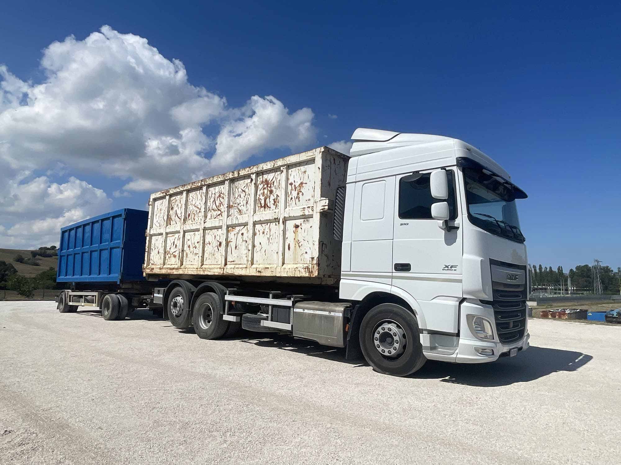 trasporto rifiuti macerata